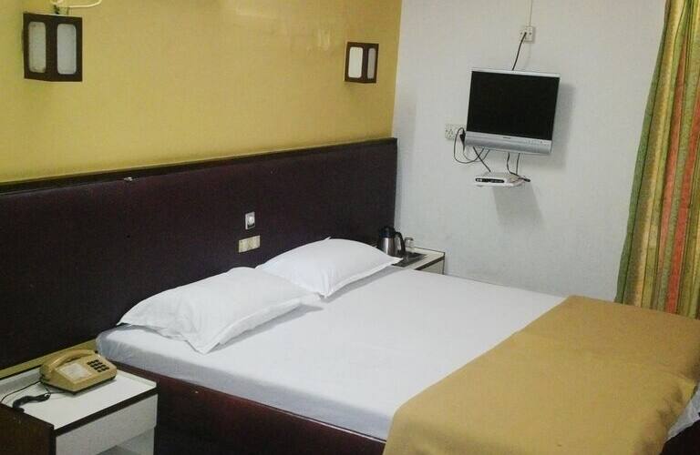 Bhawani Lodge, Raichur 1
